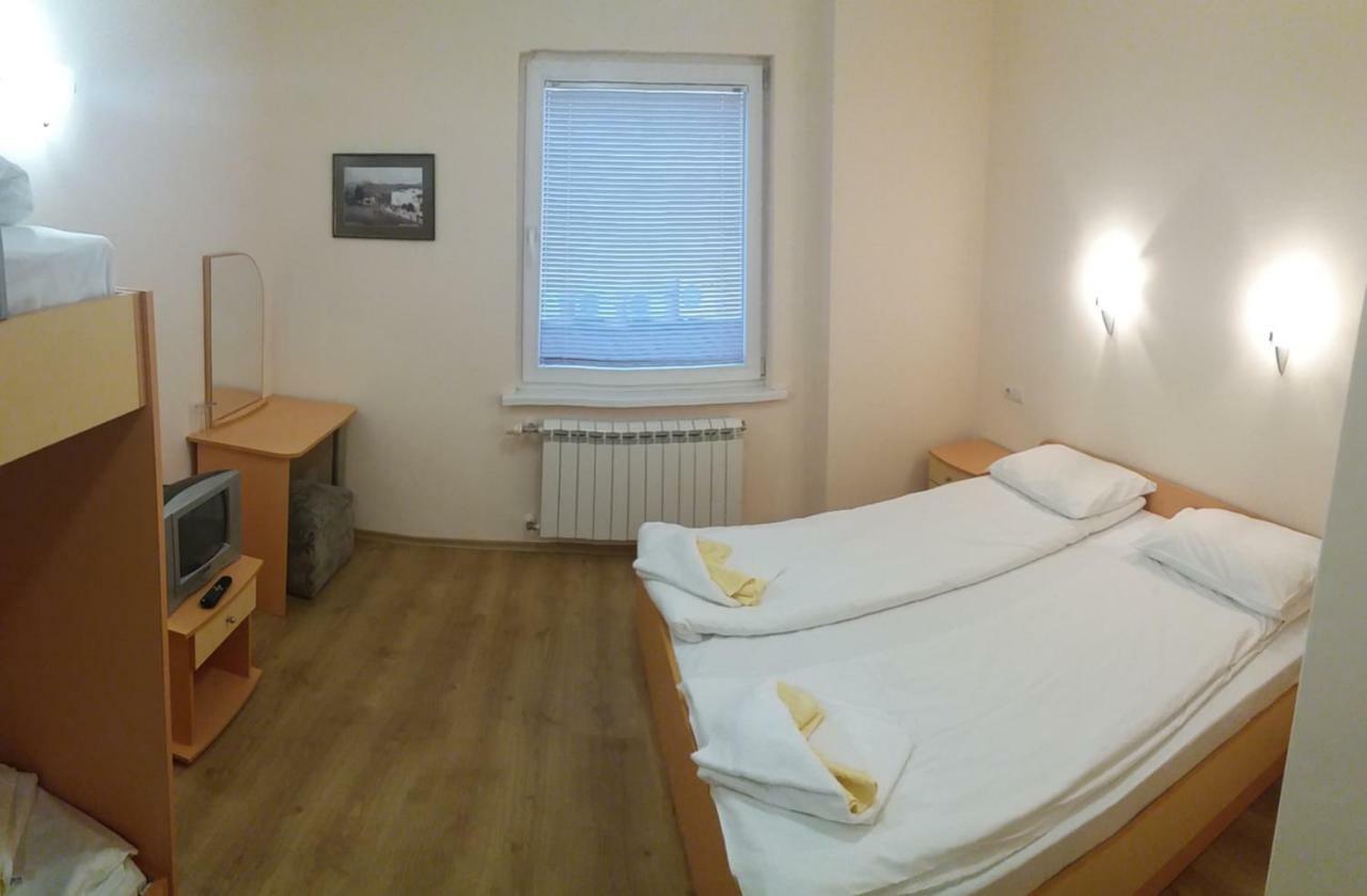 Comfort Guest House Samokov Phòng bức ảnh