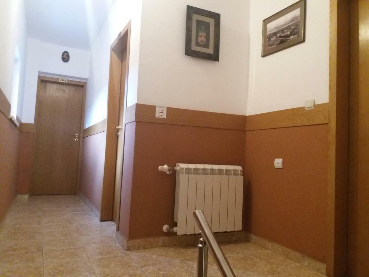 Comfort Guest House Samokov Ngoại thất bức ảnh